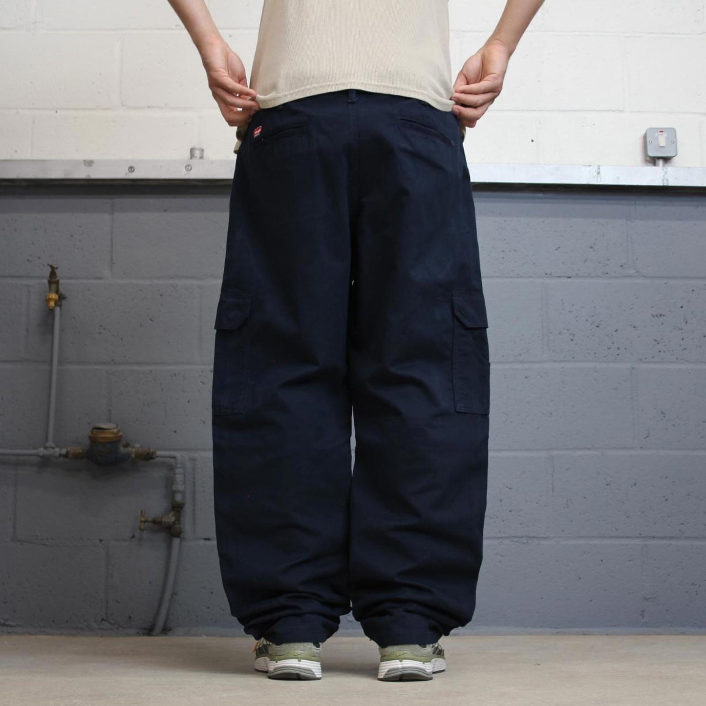 Baggy Navy Wrangler carpenter pants W38L32