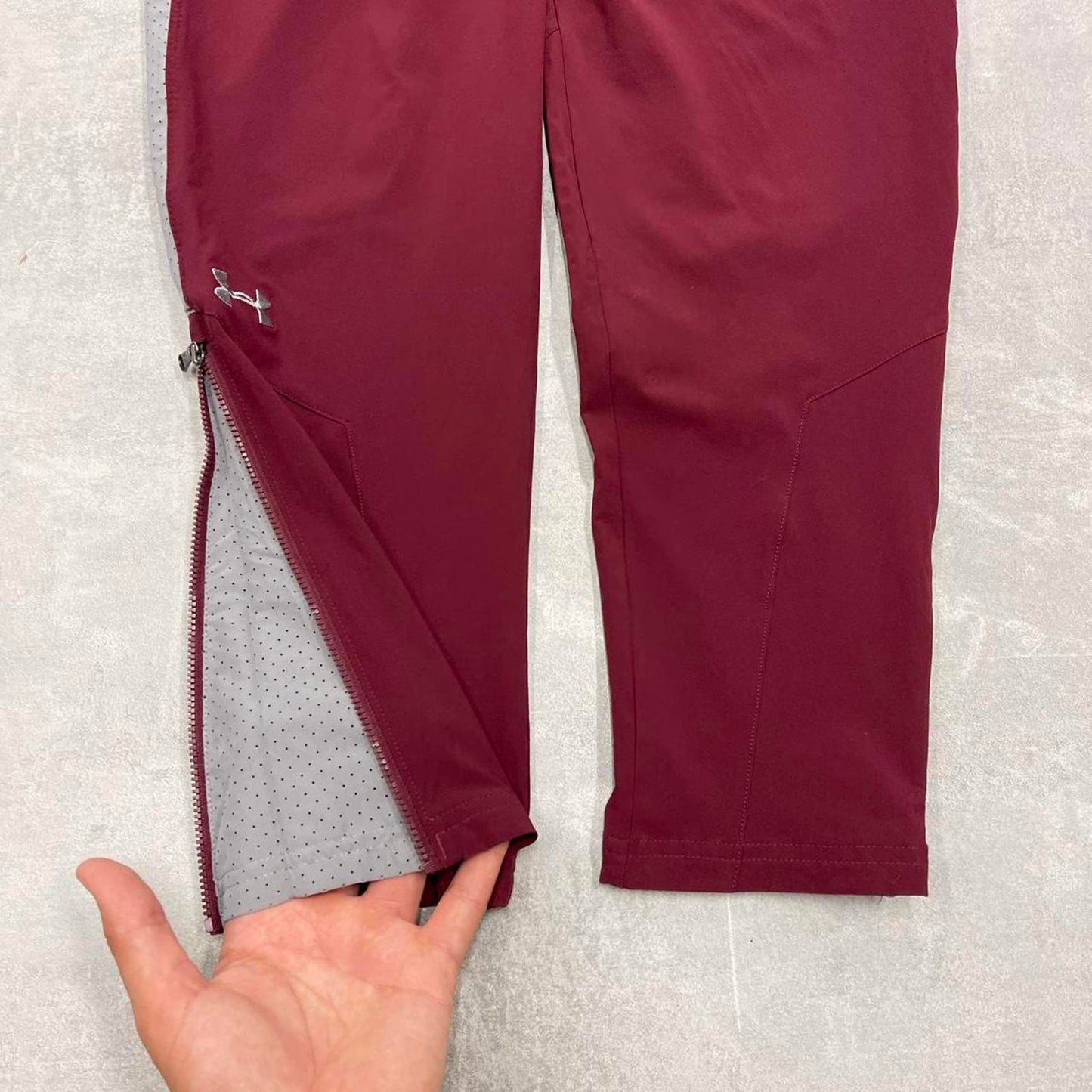 Embroidered Under Armour trackies S