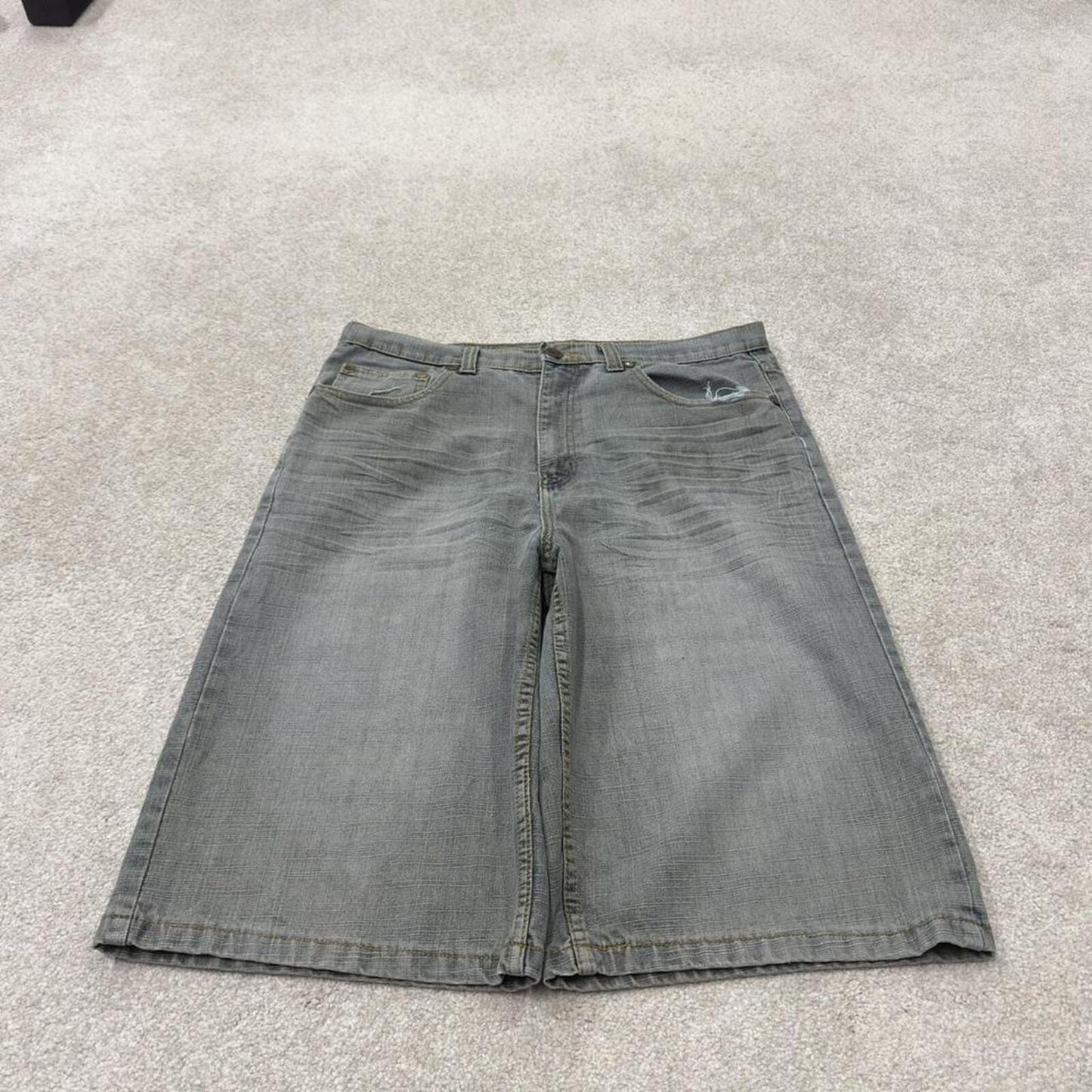 Long Baggy denim shorts y2k blue Brooklyn Xpress skater style brand surf jorts
