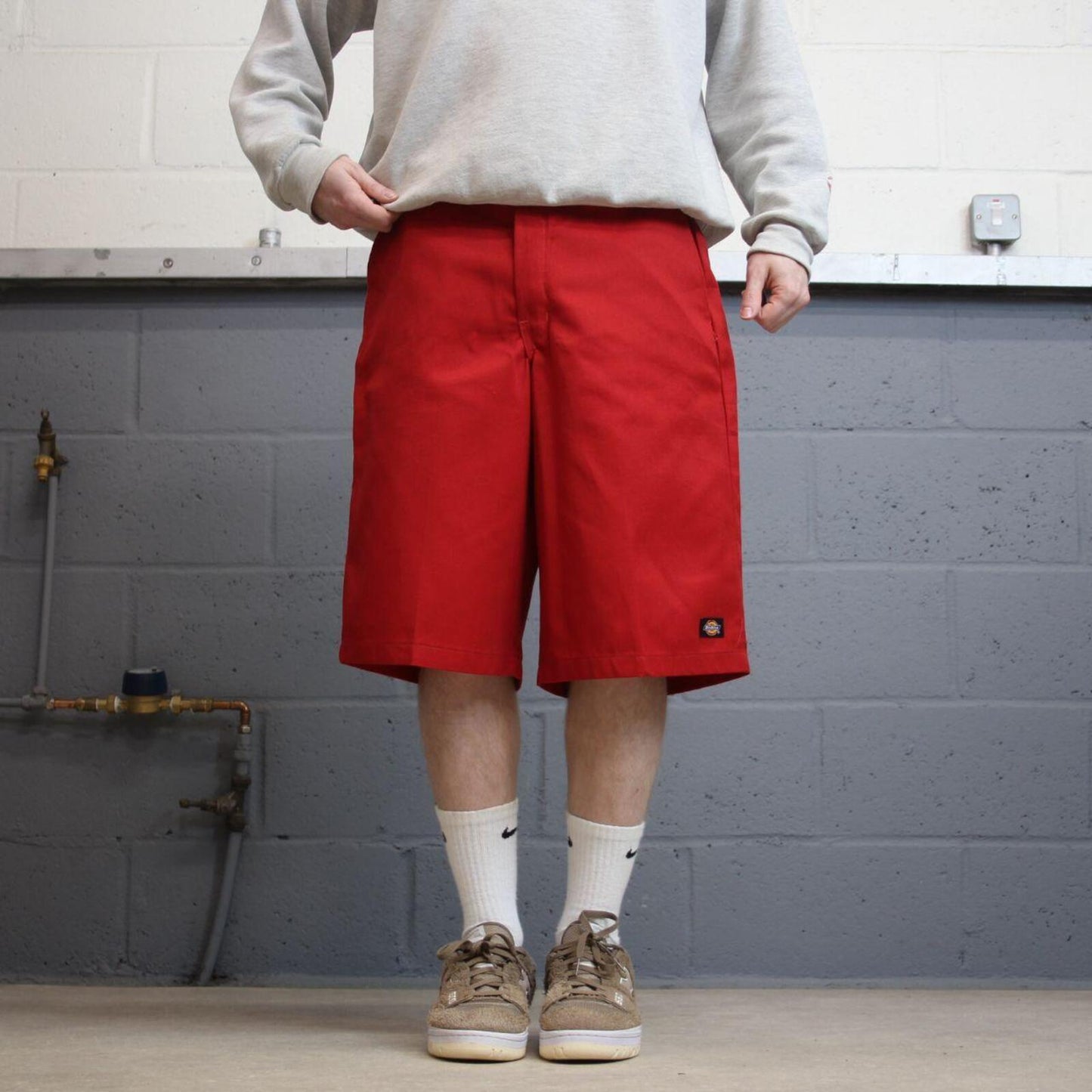 Dickies baggy carpenter shorts red twill chino long skater style festival shorts