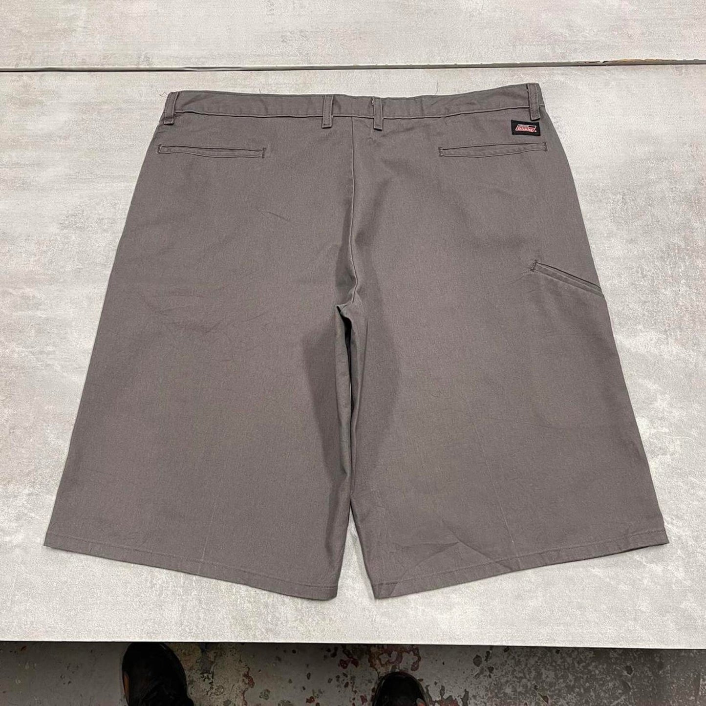 Baggy Dickies carpenter shorts W40