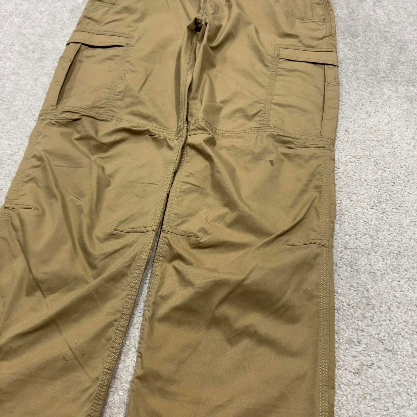 Carhartt carpenter pants W38L30 loose khaki relaxed fit skate pants