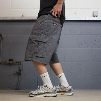 Wrangler baggy cargo shorts carpenter grey Loose wide leg skater style summer jorts