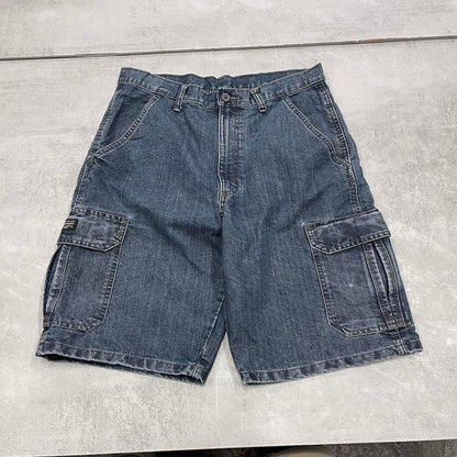 Mens baggy Wrangler cargo jorts W32
