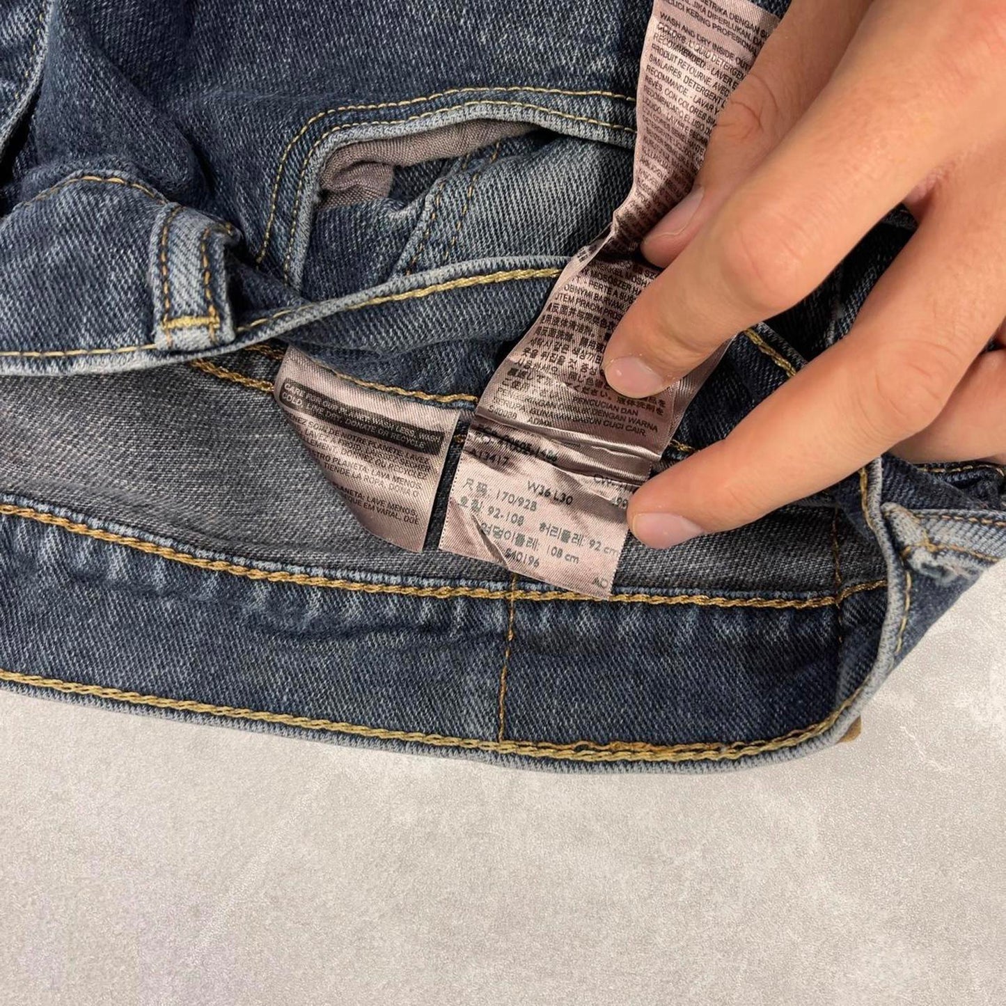 Blue Levis 505 jeans W36L30 blue loose straight leg y2k style pants red tab logo