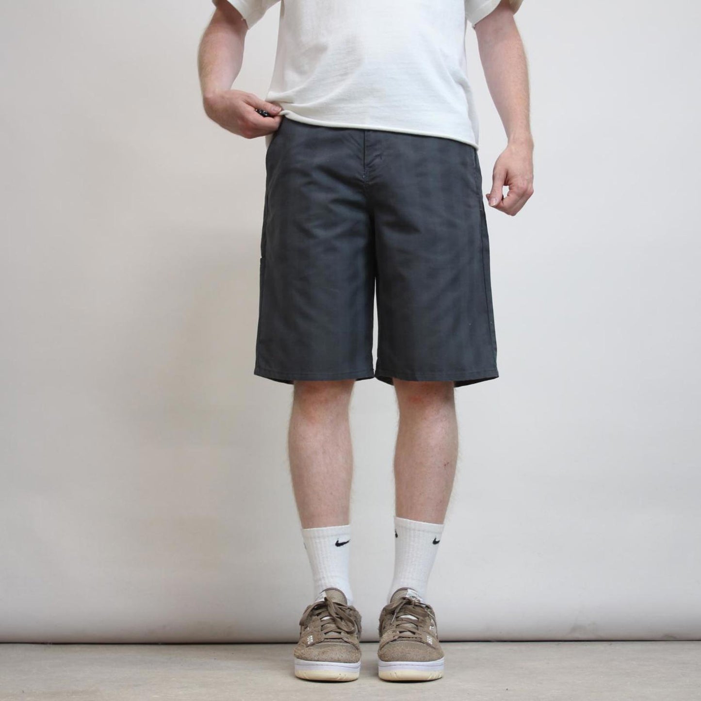 Checkered Dickies carpenter shorts W32