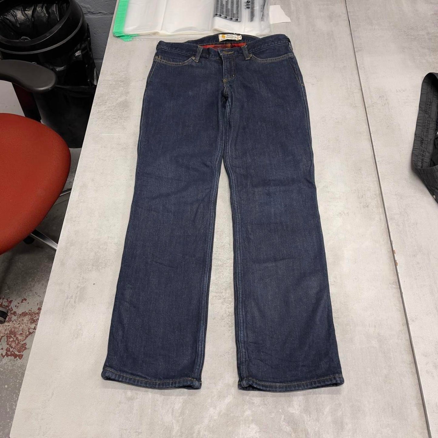 Blue Carhartt jeans size 6 short W30L30 straight leg denim jeans