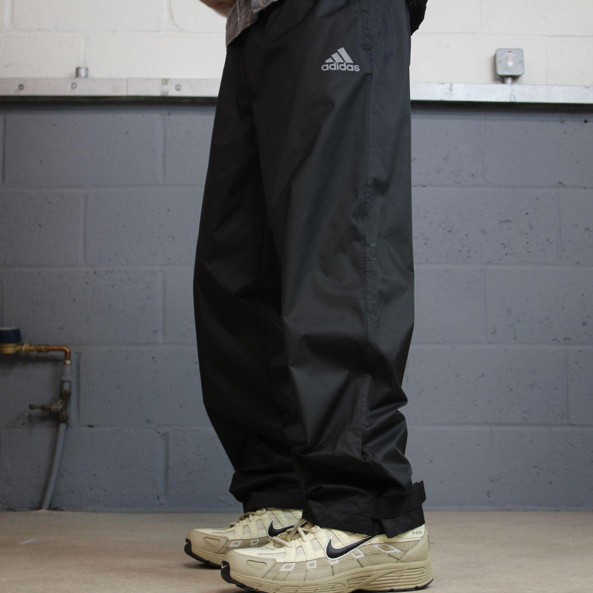 Y2K Adidas golf climastorm tracksuit bottoms loose leg black M