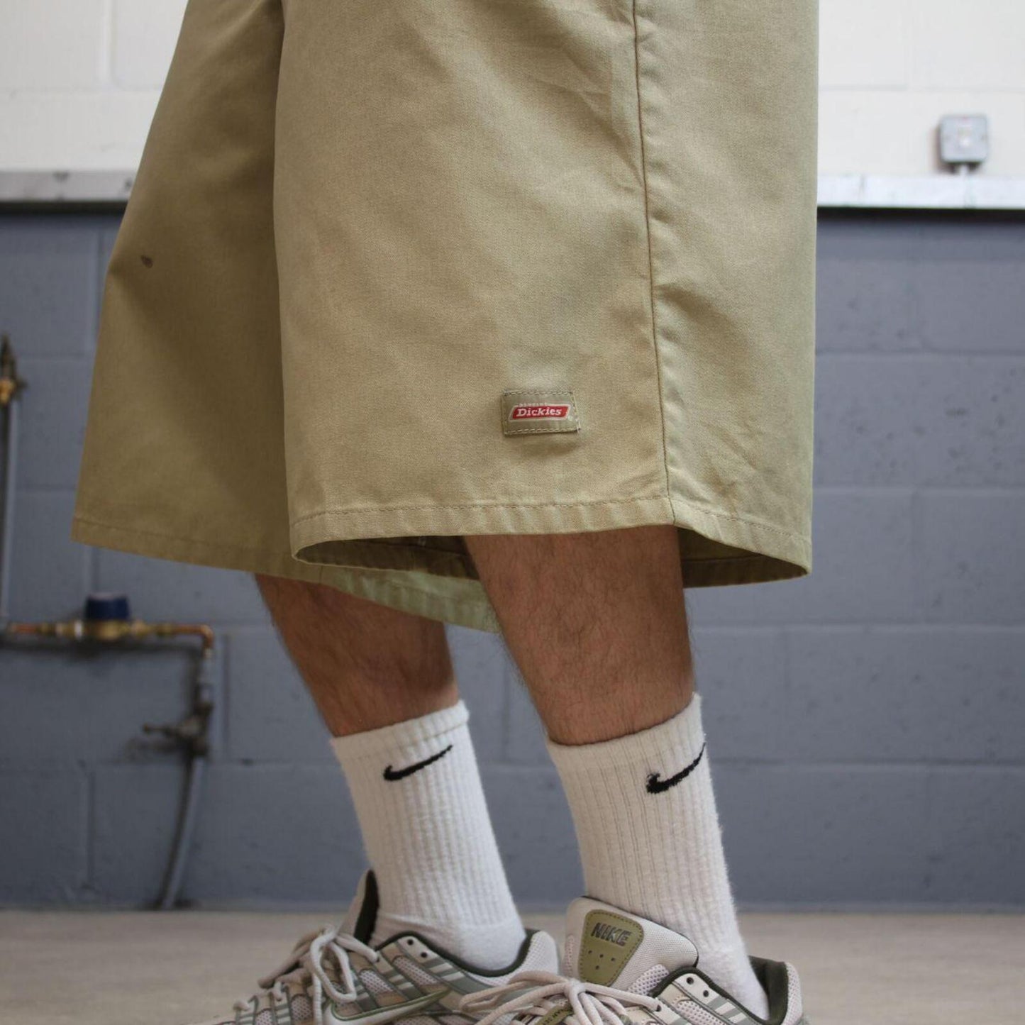 Dickies extra baggy carpenter shorts khaki Twill chino skater style shorts wide long leg