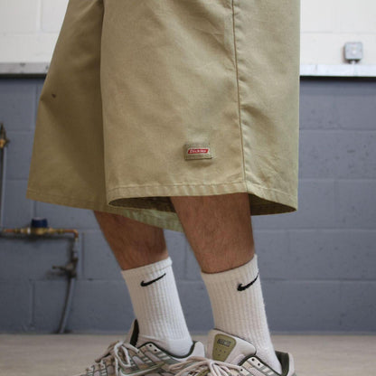 Dickies extra baggy carpenter shorts khaki Twill chino skater style shorts wide long leg