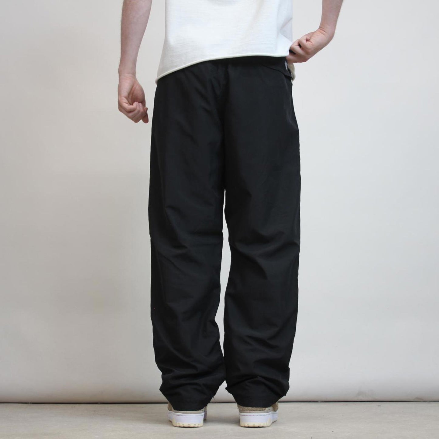 Black Adidas Trackies L y2k loose floaty leg fleece lined joggers