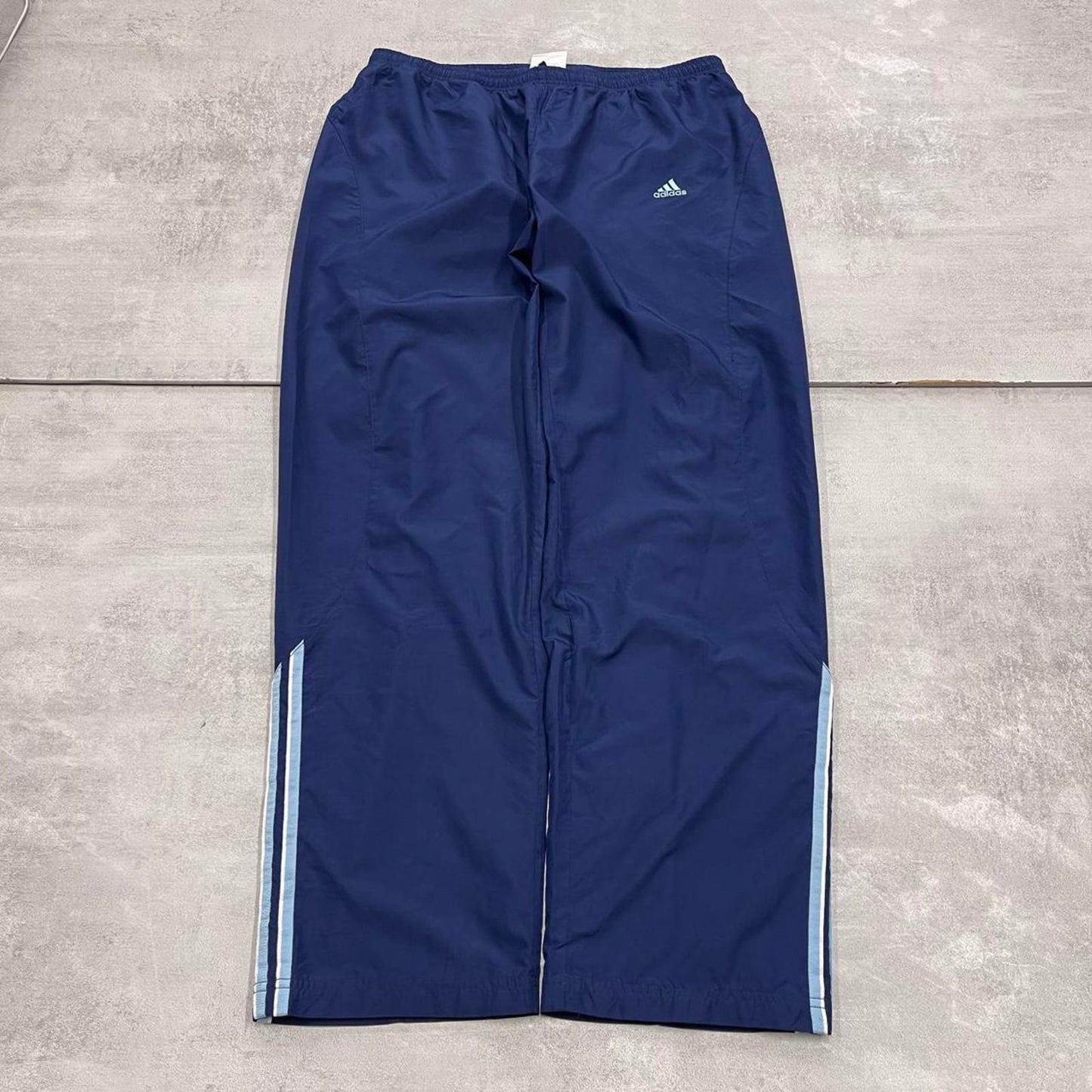 Baggy Adidas trackies L