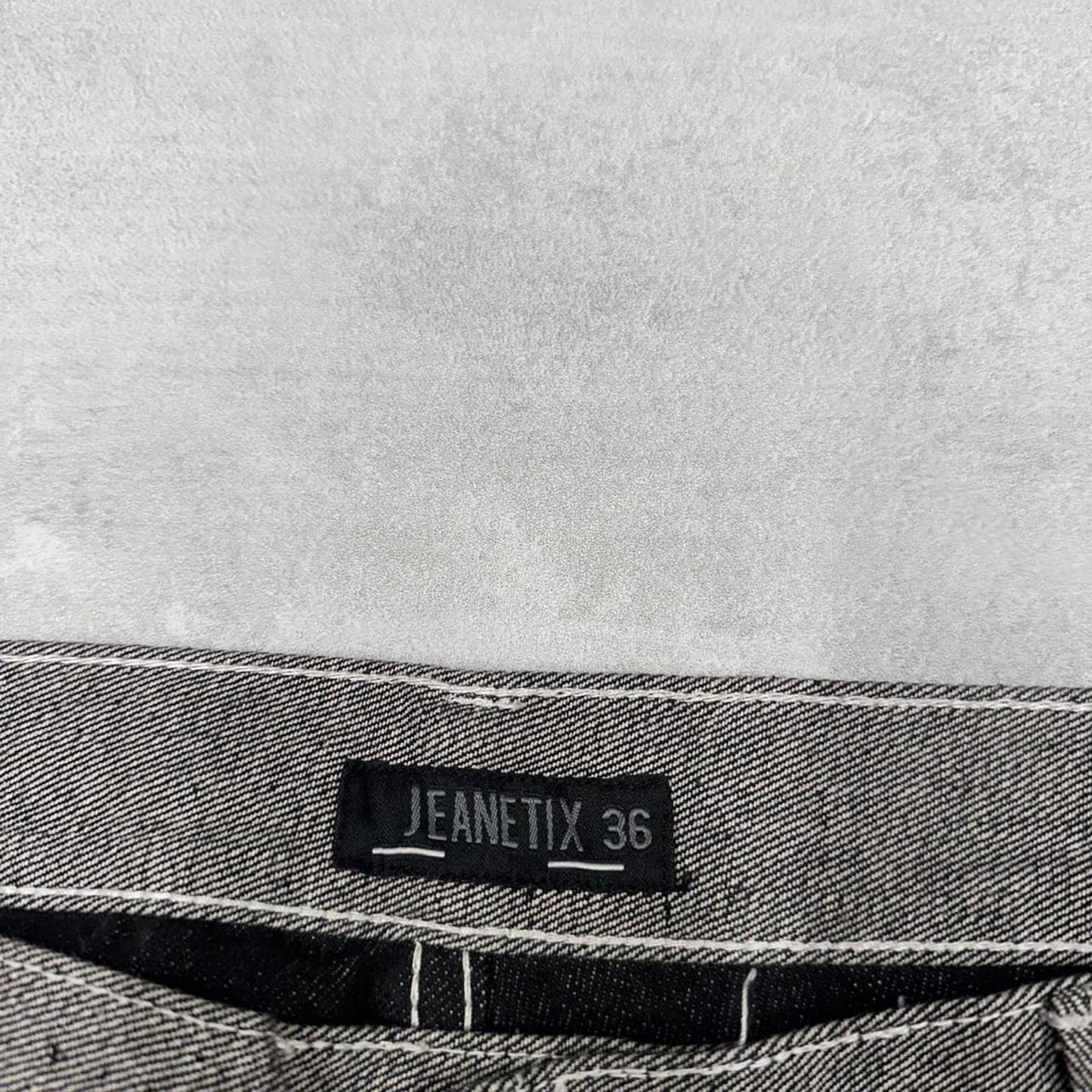 Mens Jeanetix shorts W36