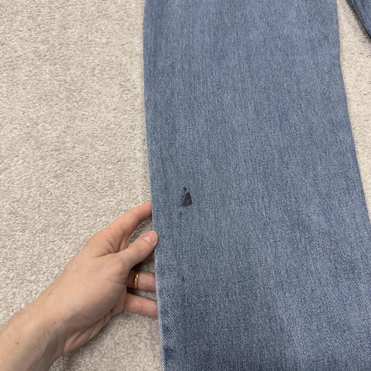 Levi’s 550 jeans Y2K blue relaxed denim Levi’s loose leg 2000s style pants red tab logo