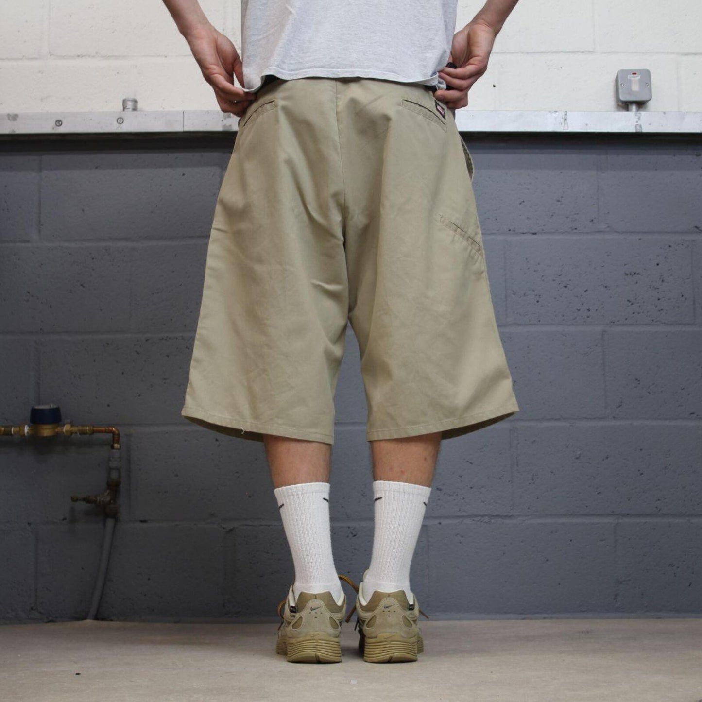 Dickies baggy chino shorts carpenter khaki Surf style skater shorts long wide leg festival