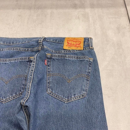 Blue Levis 505 jeans W32L32