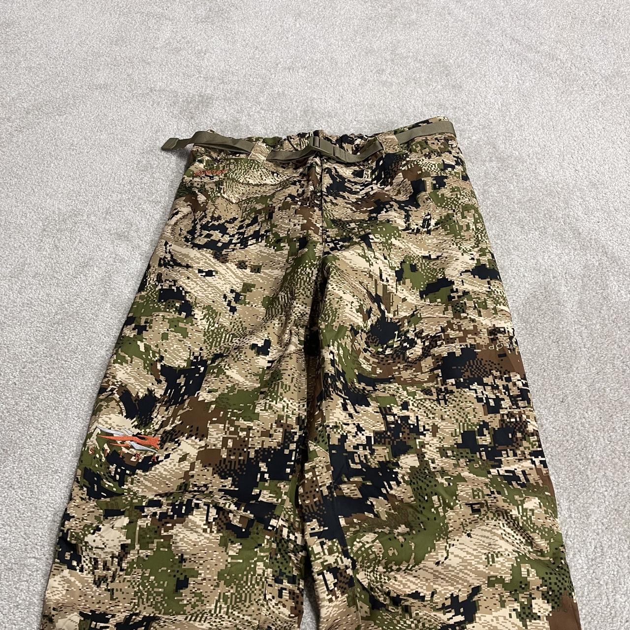 Sitka Goretex waterproof pants camo women’s L khaki Camouflage hiking outdoors rain trousers