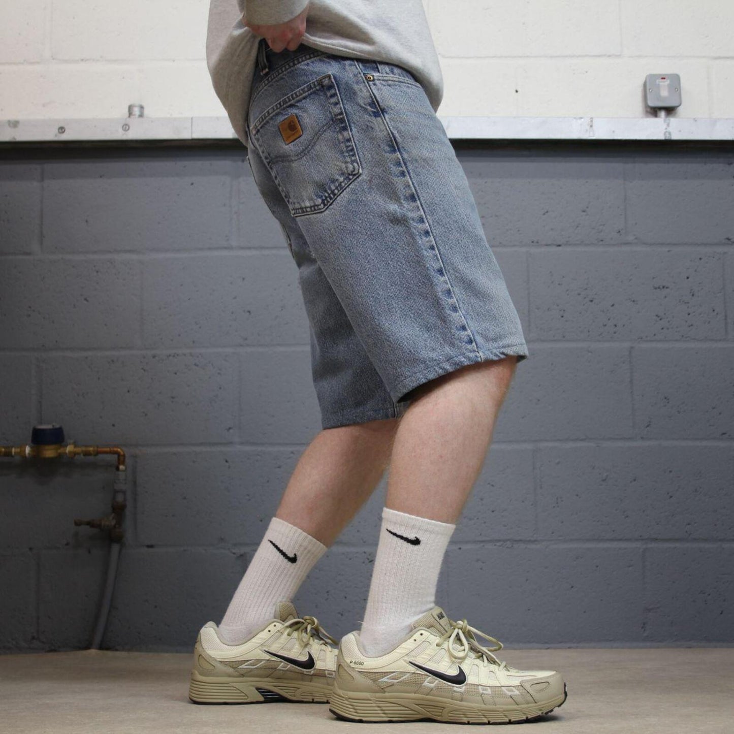 Carhartt denim shorts y2k faded blue Loose skater style work jorts