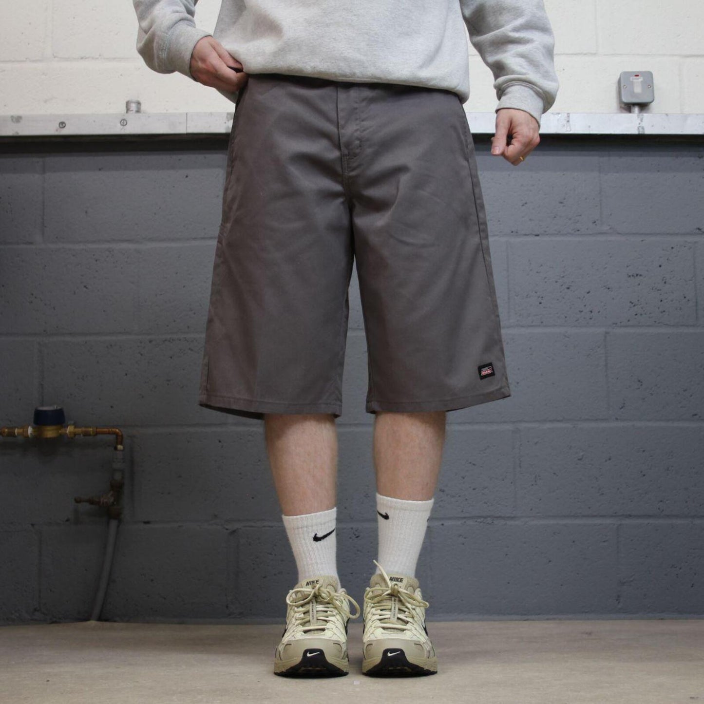 Dickies carpenter shorts long leg grey Twill chino skater style shorts loose long leg