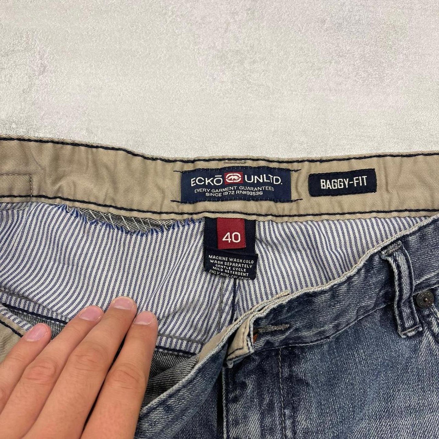 Baggy Ecko Unltd denim shorts W40 long wide leg Y2K skate style denim jorts embossed designs