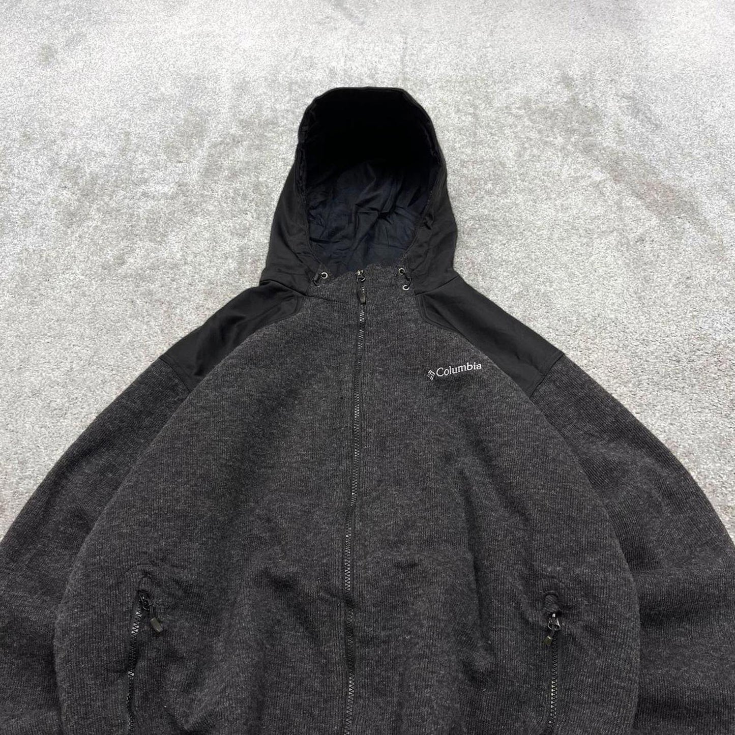 Y2K Columbia technical windbreaker fleece jacket grey Omni-wind hooded tech coat embroidered