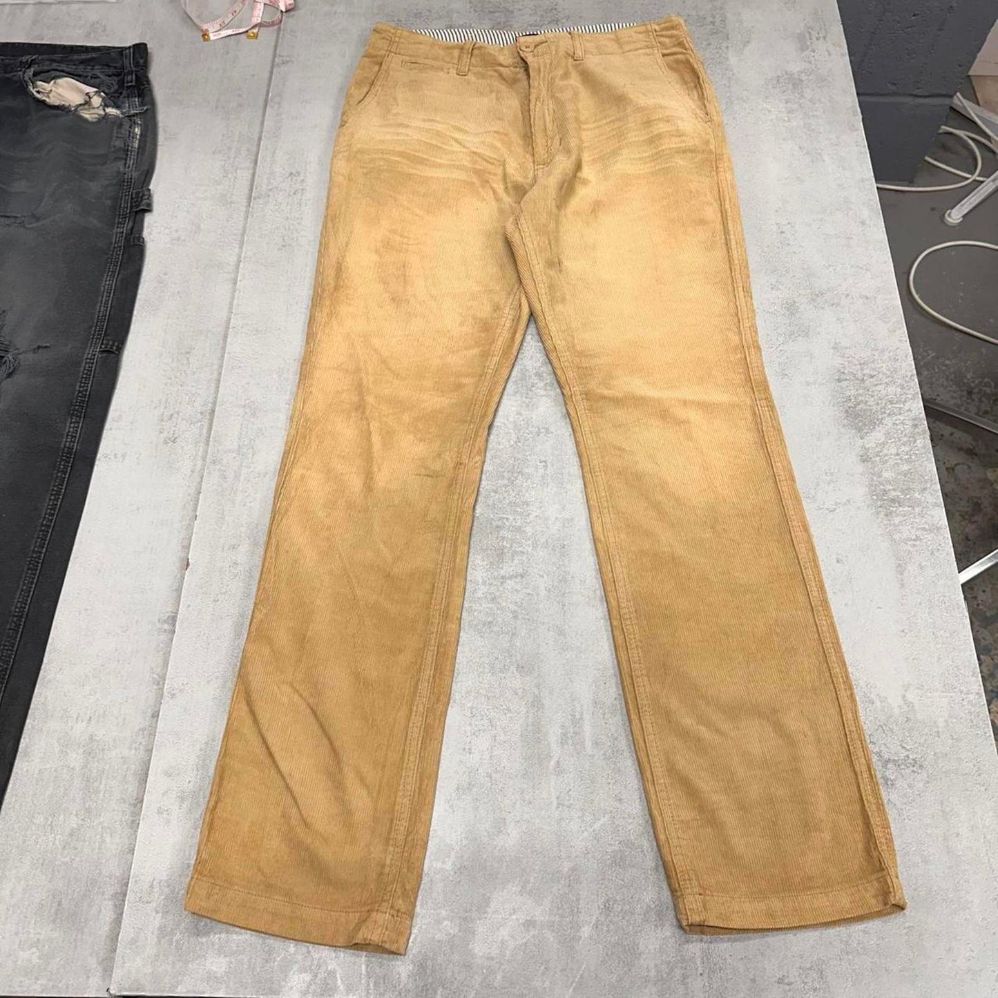 Tan Corduroy trousers W32L31