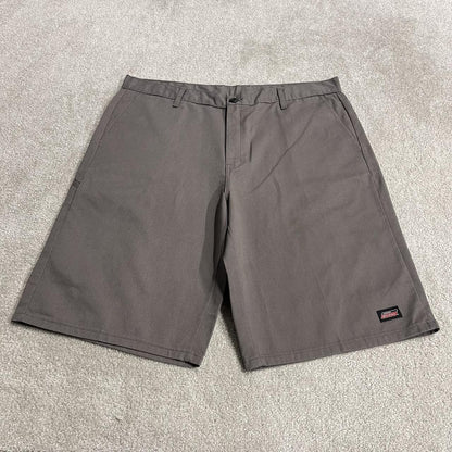 Dickies baggy carpenter chino shorts y2k grey Long skater style surf shorts over knee