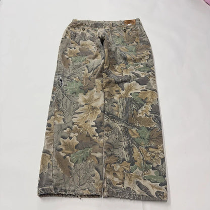 Vintage Cabelas camo Y2K jeans khaki loose insulated hunting style pants