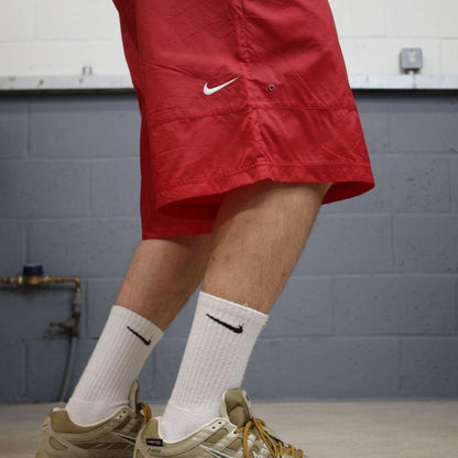 Loose Nike swim shorts y2k red Mesh lined comfy loose floaty summer gym