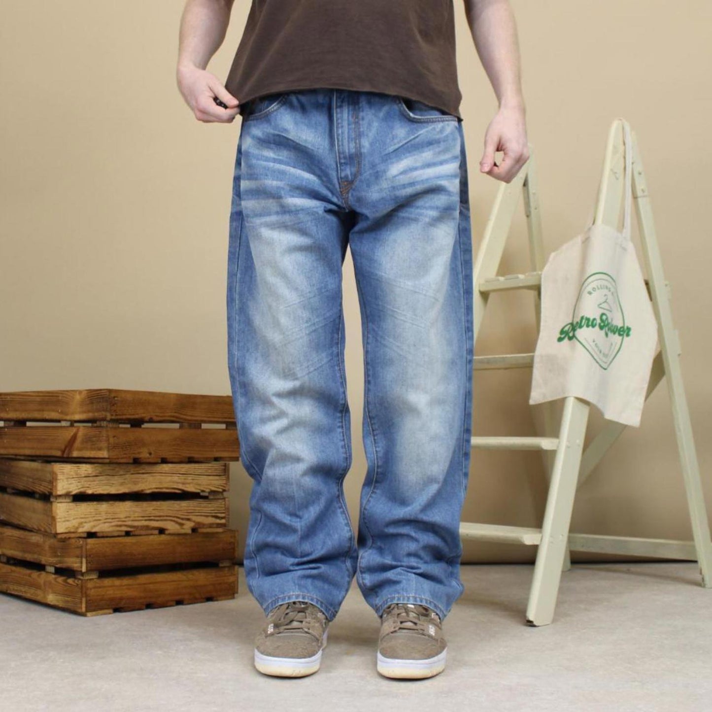 Blue embroidered Rocawear jeans W36L32 y2k style denim rap skate