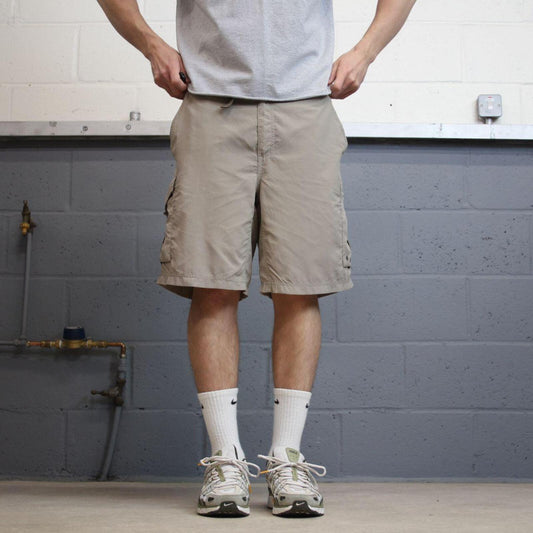 Y2K Columbia cargo technical shorts W36 khaki Loose Omni shade utility summer festival hiking shorts