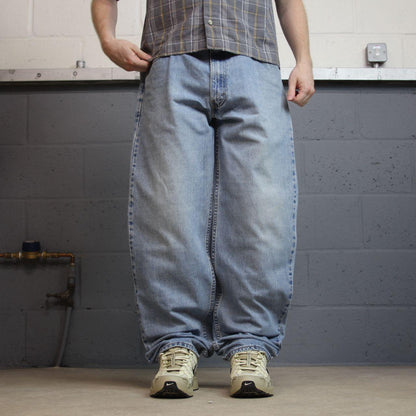 Levi’s baggy jeans Y2K W36L34 blue Levi’s 550 relaxed fit surf style pants red tab logo