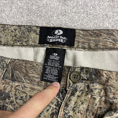 Baggy camo cargo pants y2k utility khaki Mossy Oak Brush camouflage hunting wide leg cargos