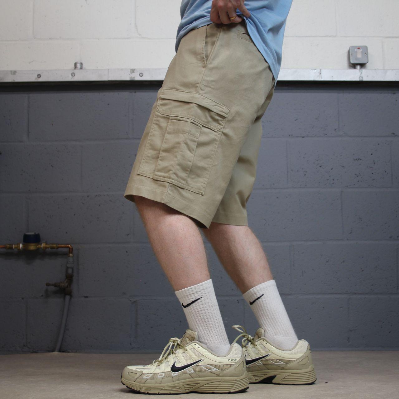 Dickies cargo chino shorts khaki Chino style skater shorts loose leg festival