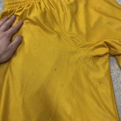 Loose Nike sports shorts y2k yellow Casual style comfy loose floaty summer gym shorts
