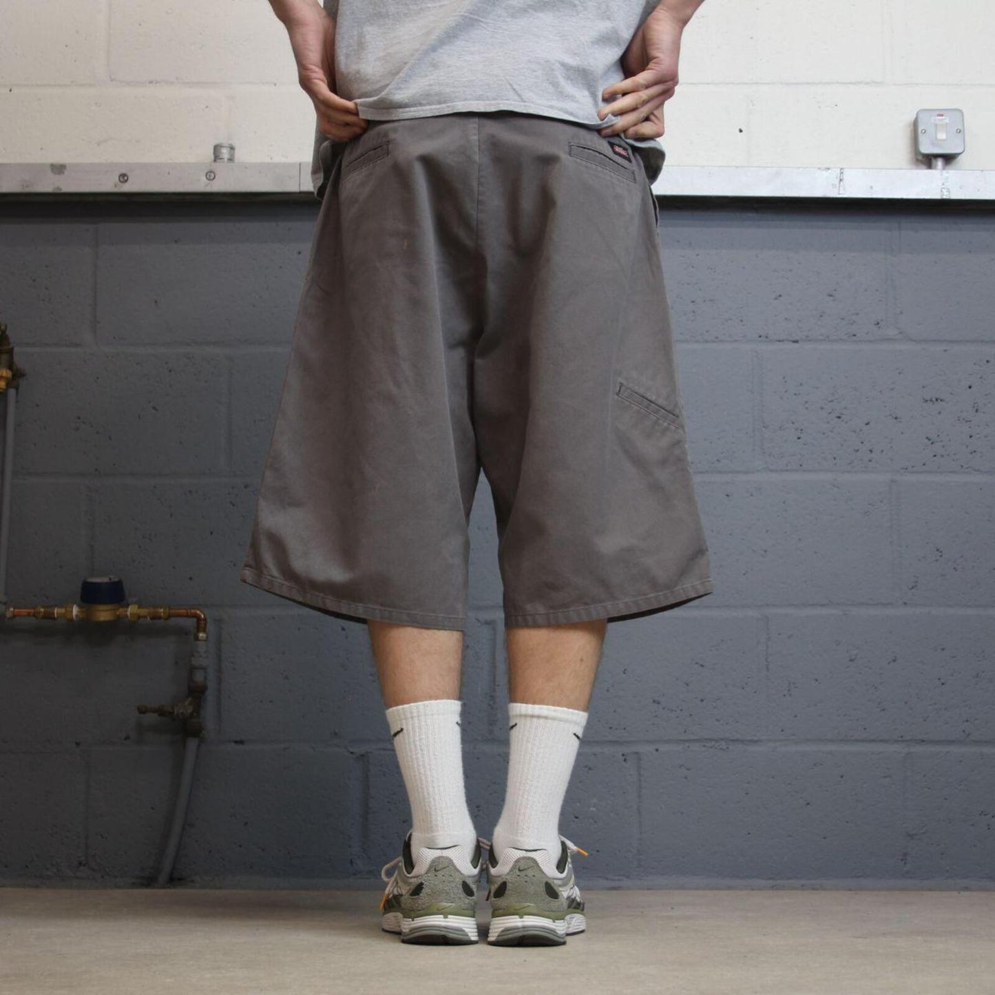 Dickies baggy shorts carpenter faded grey Twill chino skater style shorts wide loose leg