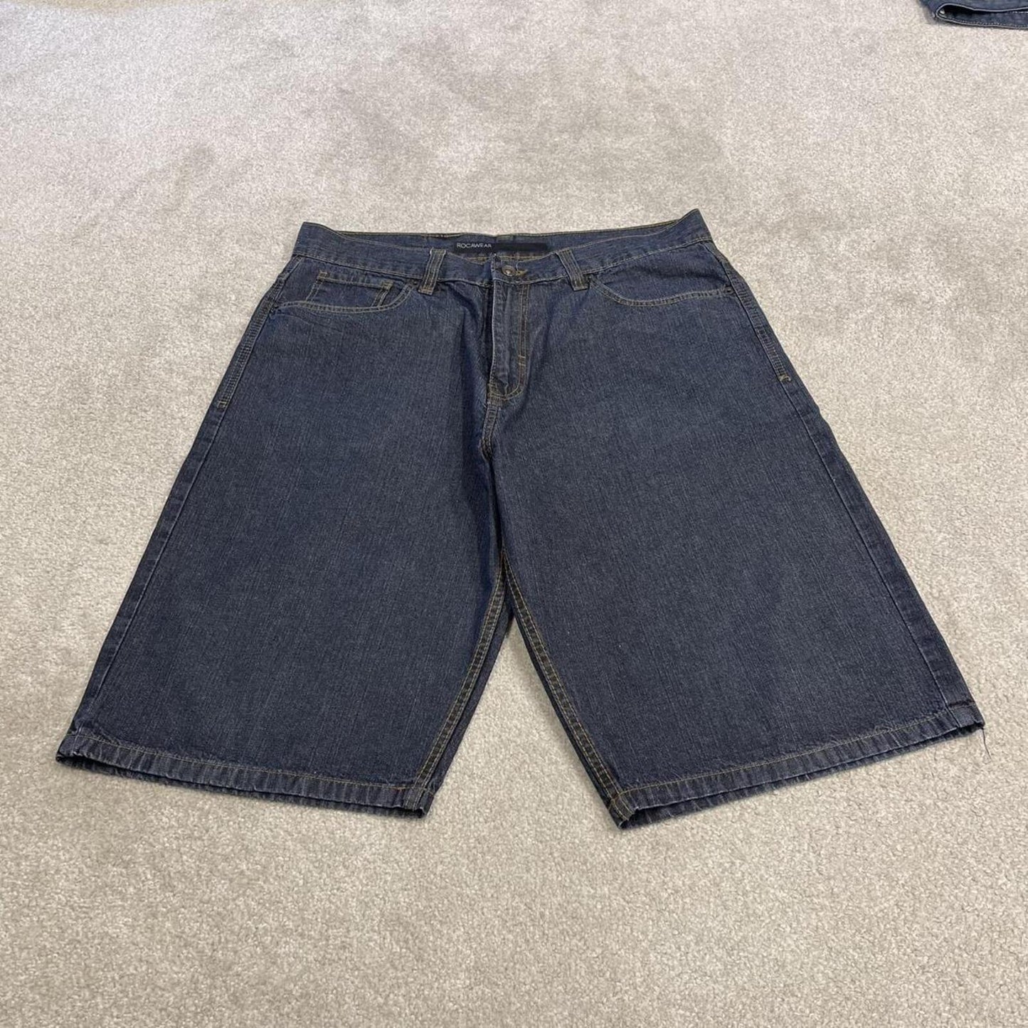 Rocawear baggy denim shorts y2k embroidered navy Long skater surf style jorts