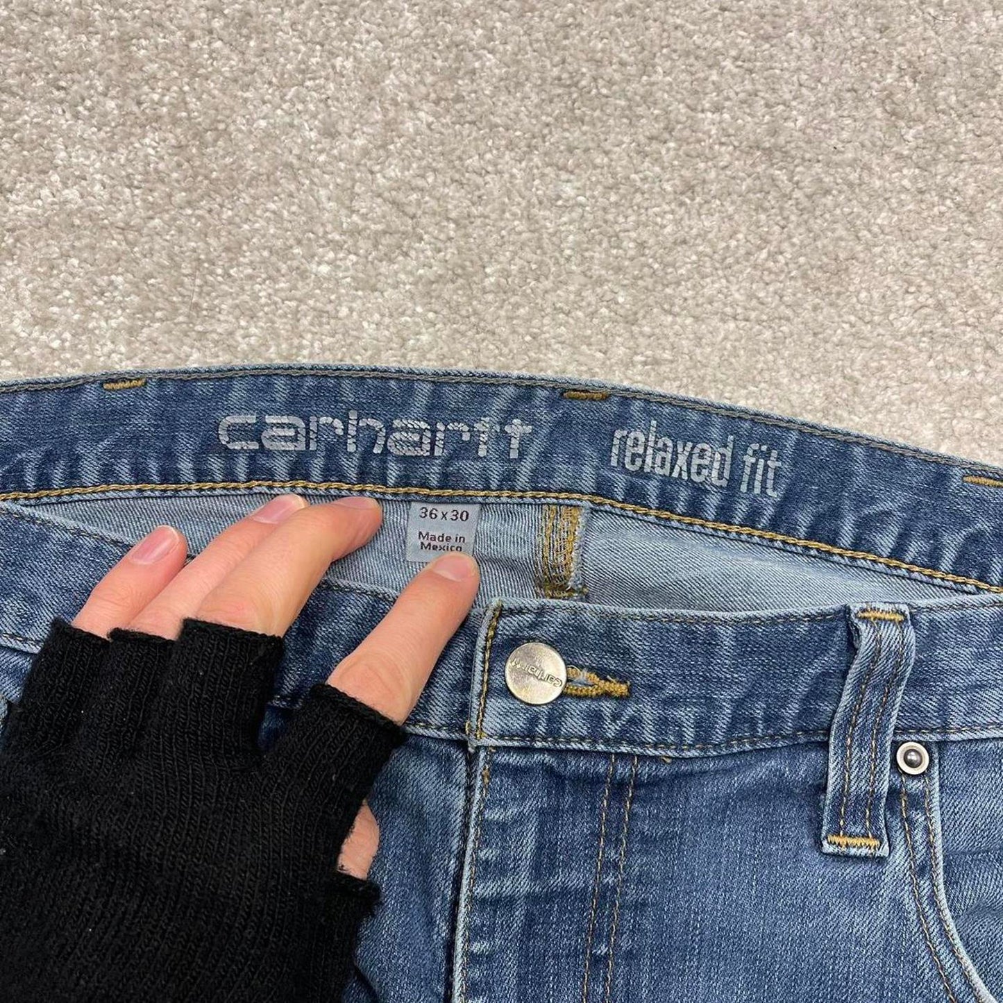 Vintage Carhartt jeans blue denim W36L30 90s skater style straight leg 5 pocket jeans workwear