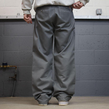 Y2K Carhartt work pants loose grey Loose Master Pant skate style chino trousers