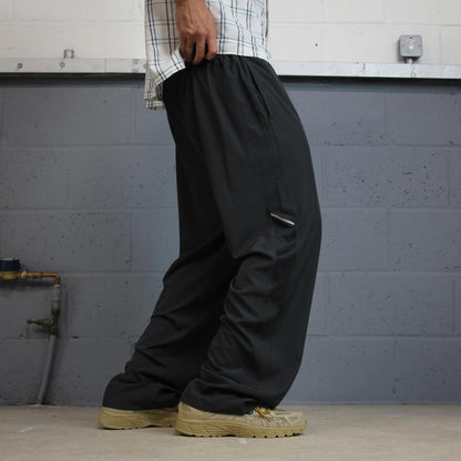 Y2K Reebok tracksuit bottoms grey Loose floaty leg casual 2000s style track pants