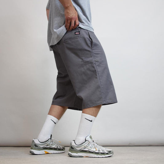 Baggy Dickies carpenter shorts W40