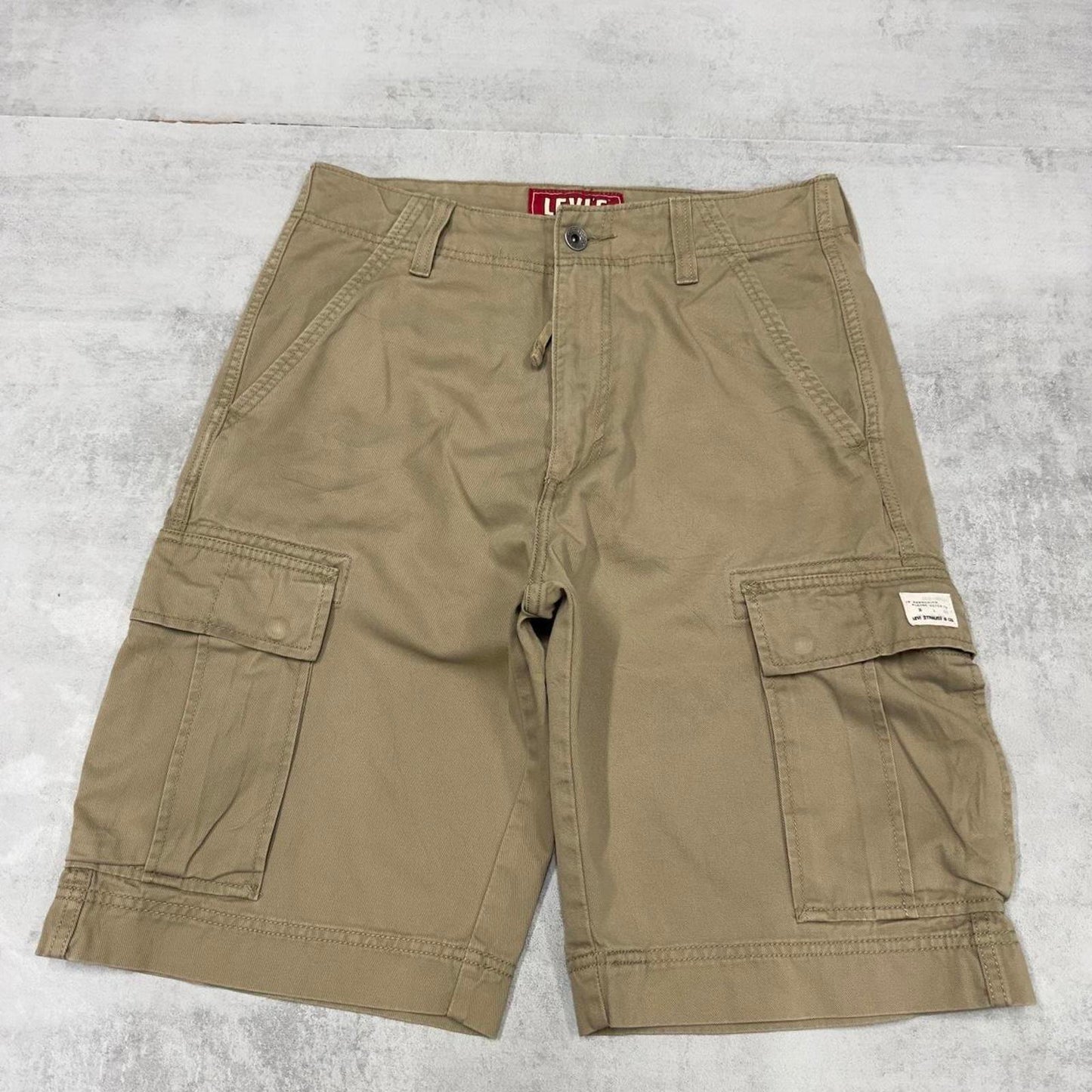 Mens baggy Levis cargo shorts W32 beige loose cargo utility skater shorts