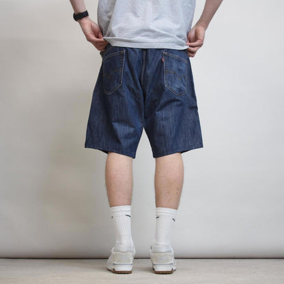 Mens Levi’s jorts W40