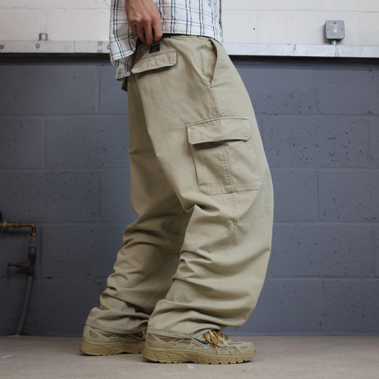 Y2K nautica baggy cargo pants beige 40x30 Loose leg straight chino style skate work trousers