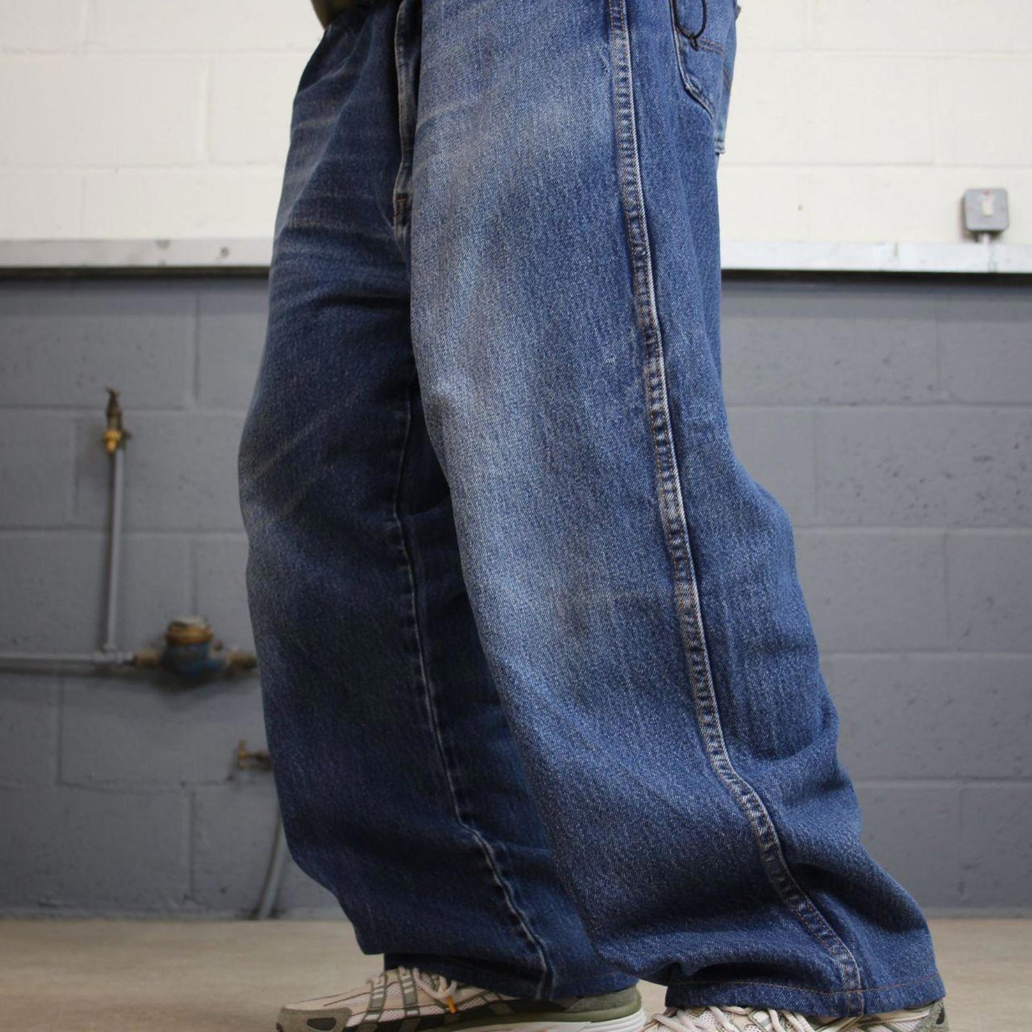 Vintage Dickies jeans loose y2k W48L28 blue denim 90s skater style 5 pocket pants