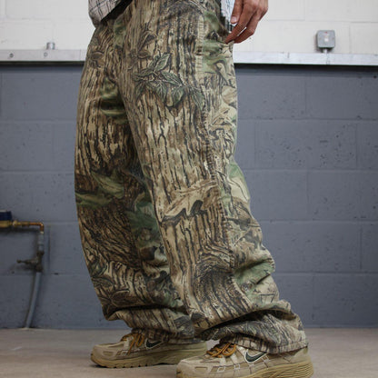 Vintage Duxbak baggy camo pants Y2K khaki brown  Realtree camouflage pattern utility trousers