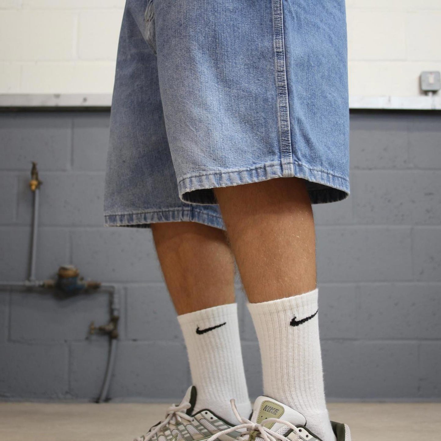 Mens baggy Wrangler carpenter jorts W40