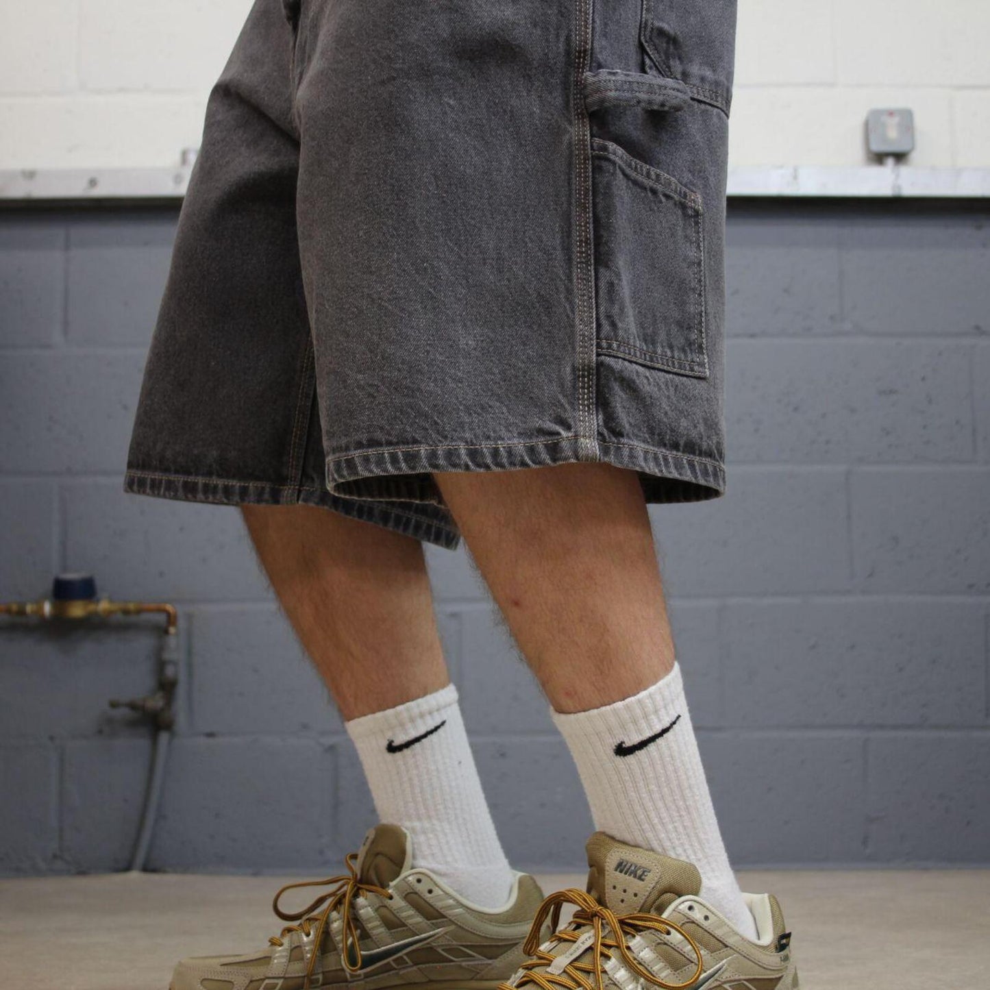 Baggy denim shorts carpenter grey Faded Glory skater style summer festival cargo jorts