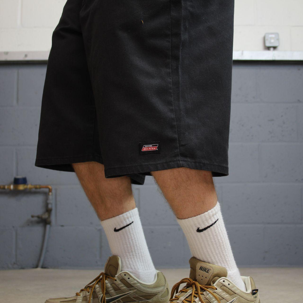 Dickies carpenter shorts loose leg black Twill chino skater style shorts loose cargo