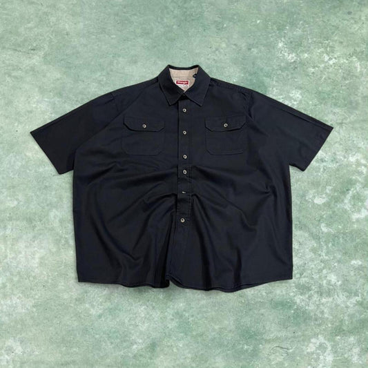 Wrangler boxy short sleeve shirt black Boxy surf style shirt summer festival